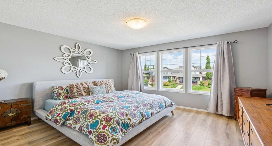 147 Sunset Cove, Cochrane, Alberta T4C 0C8, 4 Bedrooms Bedrooms, ,4 BathroomsBathrooms,Residential,For Sale,Sunset,A2328359