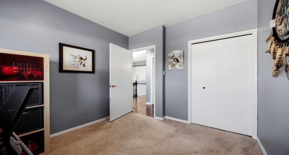 8A Arlington Bay, Calgary, Alberta T2H 2B2, 4 Bedroom Bedrooms, 0 ,2 BathroomBathrooms,Residential,For Sale,Arlington,0,A2325523