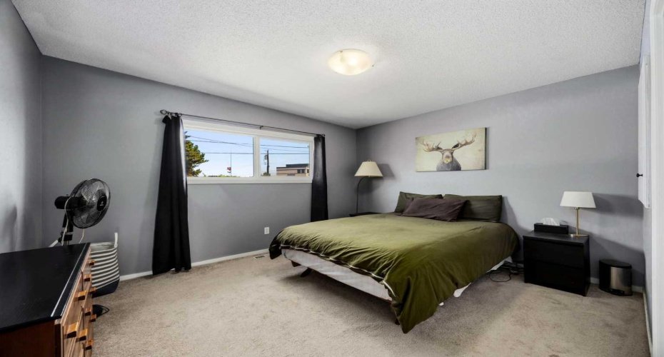 8A Arlington Bay, Calgary, Alberta T2H 2B2, 4 Bedroom Bedrooms, 0 ,2 BathroomBathrooms,Residential,For Sale,Arlington,0,A2325523