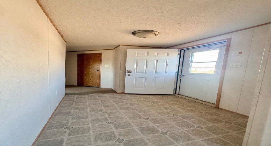 11001 103 Street, La Crete, Alberta T0H2H0, 3 Bedroom Bedrooms, 0 ,2 BathroomBathrooms,Residential,For Sale,103 Street,0,A2328361