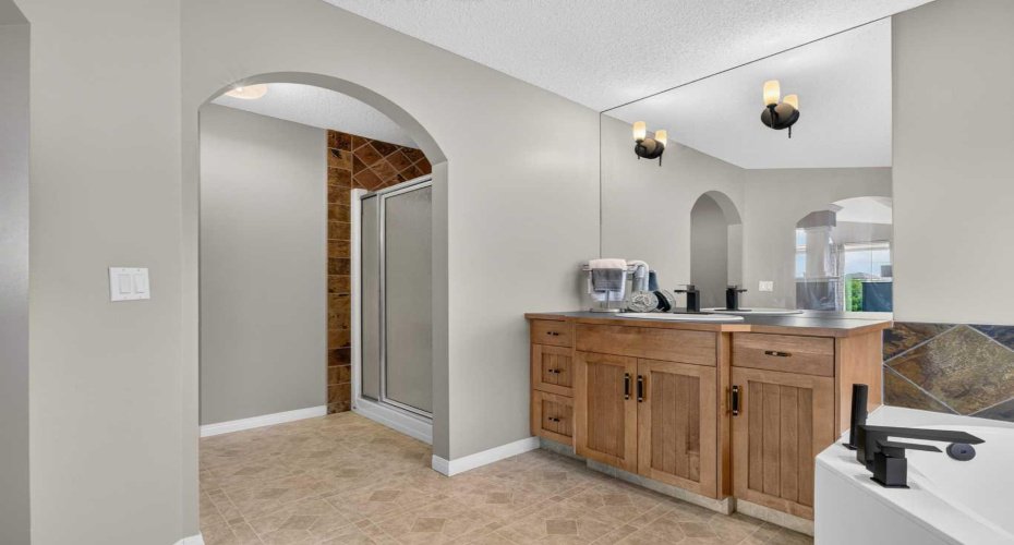 124 Valley Creek Crescent, Calgary, Alberta T3B 5V3, 4 Bedroom Bedrooms, 0 ,3 BathroomBathrooms,Residential,For Sale,Valley Creek,0,A2325536
