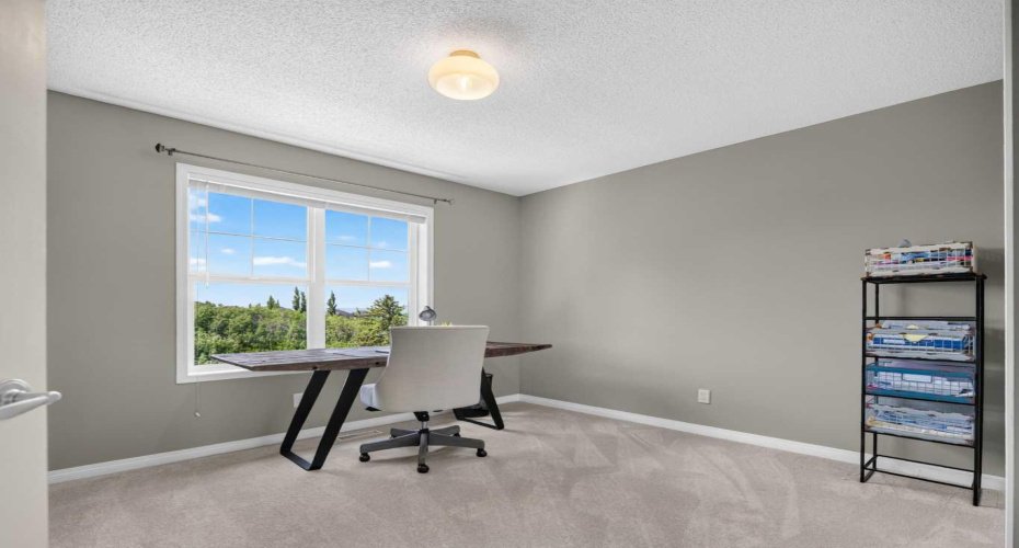 124 Valley Creek Crescent, Calgary, Alberta T3B 5V3, 4 Bedroom Bedrooms, 0 ,3 BathroomBathrooms,Residential,For Sale,Valley Creek,0,A2325536