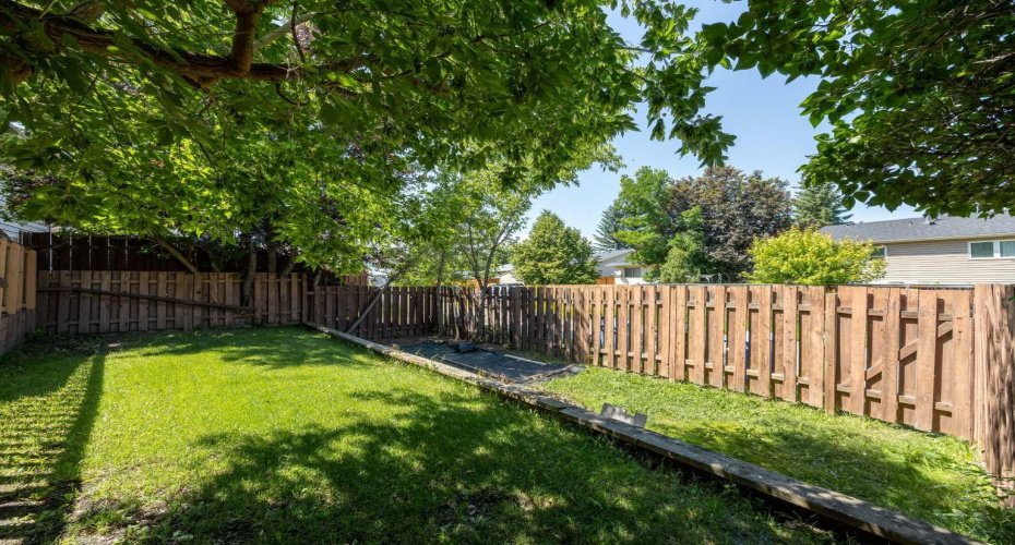 80 Macewan Drive, Calgary, Alberta T3K 2P7, 4 Bedroom Bedrooms, 0 ,3 BathroomBathrooms,Residential,For Sale,Macewan,0,A2325610