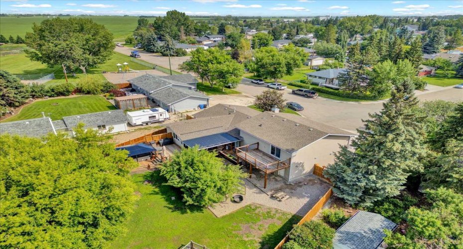 125 13 Avenue, Carstairs, Alberta T0M0N0, 6 Bedroom Bedrooms, 0 ,3 BathroomBathrooms,Residential,For Sale,13,0,A2326151