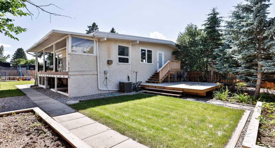 1019 Glacier Drive, Lethbridge, Alberta T1K 3N3, 4 Bedroom Bedrooms, 0 ,3 BathroomBathrooms,Residential,For Sale,Glacier,0,A2328372