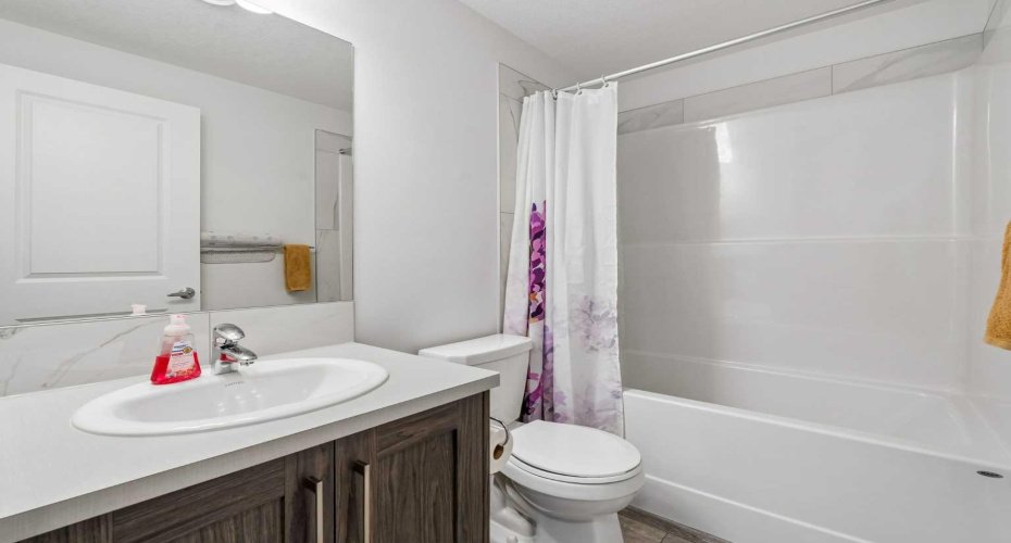 215 Lucas Terrace, Calgary, Alberta T3P1X3, 5 Bedroom Bedrooms, 0 ,4 BathroomBathrooms,Residential,For Sale,Lucas,0,A2326202