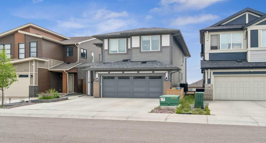 215 Lucas Terrace, Calgary, Alberta T3P1X3, 5 Bedroom Bedrooms, 0 ,4 BathroomBathrooms,Residential,For Sale,Lucas,0,A2326202