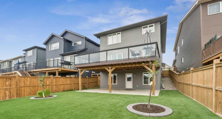 215 Lucas Terrace, Calgary, Alberta T3P1X3, 5 Bedroom Bedrooms, 0 ,4 BathroomBathrooms,Residential,For Sale,Lucas,0,A2326202
