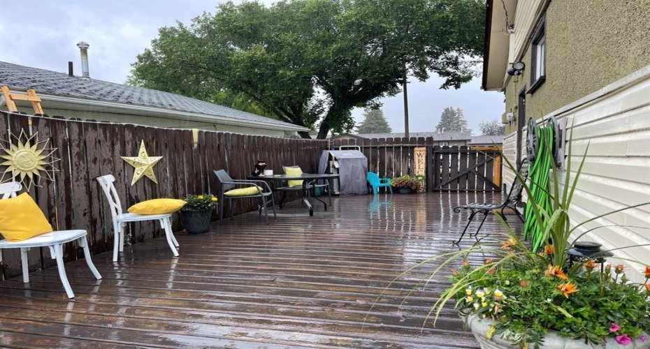 4721 55th Avenue, High Prairie, Alberta T0G 1E0, 4 Bedroom Bedrooms, 0 ,2 BathroomBathrooms,Residential,For Sale,55th Avenue,0,A2328376