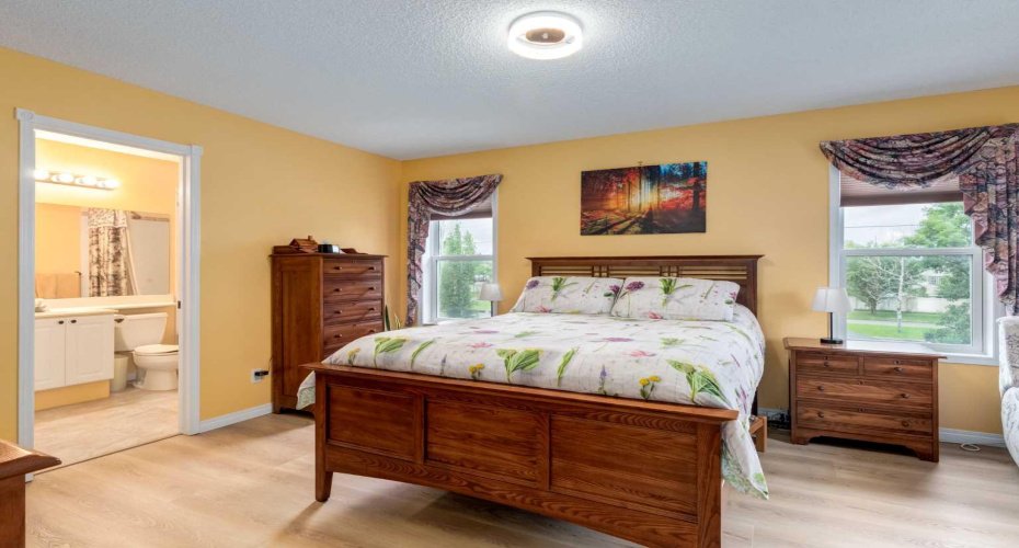 191 Bridlewood Circle, Calgary, Alberta T2Y 3L2, 3 Bedroom Bedrooms, 0 ,3 BathroomBathrooms,Residential,For Sale,Bridlewood,0,A2326400
