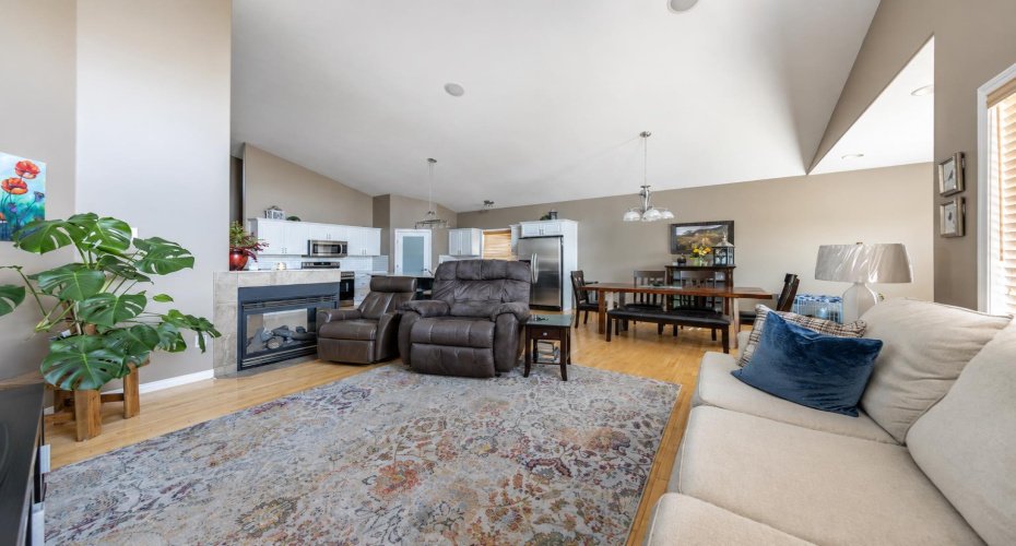 63A ave Close, Lloydminster, Alberta T9V3G5, 4 Bedroom Bedrooms, 0 ,3 BathroomBathrooms,Residential,For Sale,ave Close,0,A2328386