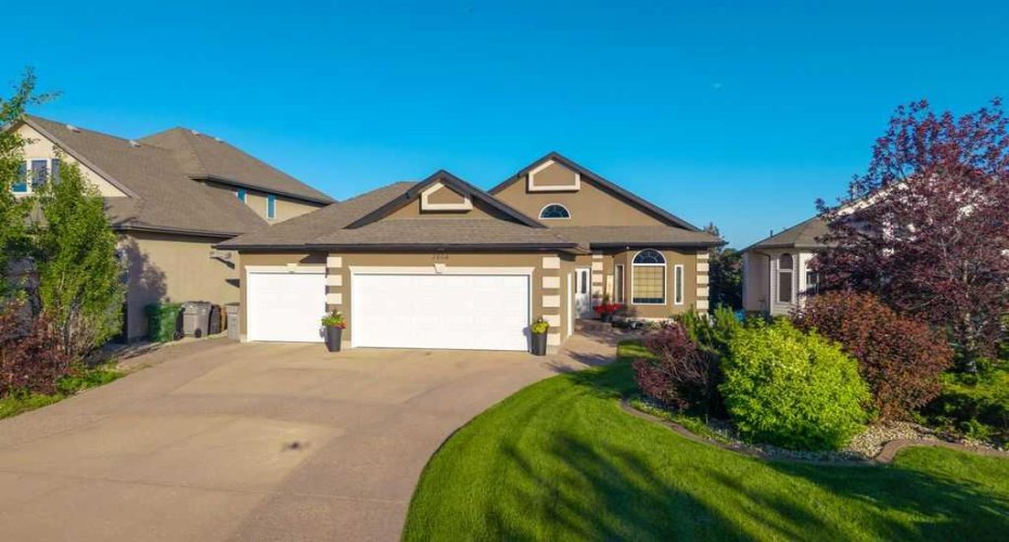 63A ave Close, Lloydminster, Alberta T9V3G5, 4 Bedroom Bedrooms, 0 ,3 BathroomBathrooms,Residential,For Sale,ave Close,0,A2328386