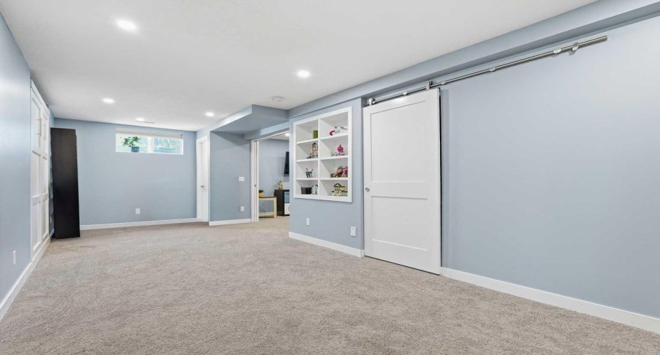804 Downey Place, Okotoks, Alberta T1S 1H6, 4 Bedroom Bedrooms, 0 ,4 BathroomBathrooms,Residential,For Sale,Downey,0,A2328401
