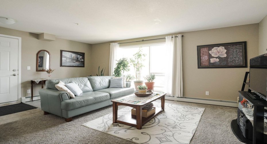 201 Abasand Drive, Fort McMurray, Alberta T9J 1L4, 4 Bedroom Bedrooms, 0 ,2 BathroomBathrooms,Residential,For Sale,Abasand,0,A2326608