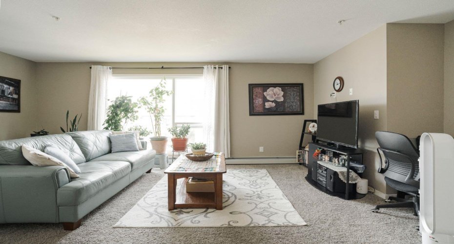 201 Abasand Drive, Fort McMurray, Alberta T9J 1L4, 4 Bedroom Bedrooms, 0 ,2 BathroomBathrooms,Residential,For Sale,Abasand,0,A2326608