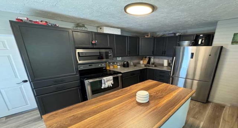 208 1 Street, Lashburn, Saskatchewan S0M 1M0, 2 Bedroom Bedrooms, 0 ,1 BathroomBathrooms,Residential,For Sale,1,0,A2328406