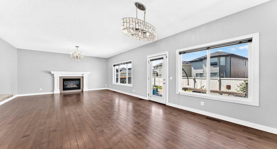 325 Evanspark Gardens, Calgary, Alberta T3P 0G6, 4 Bedroom Bedrooms, 0 ,4 BathroomBathrooms,Residential,For Sale,Evanspark,0,A2326636