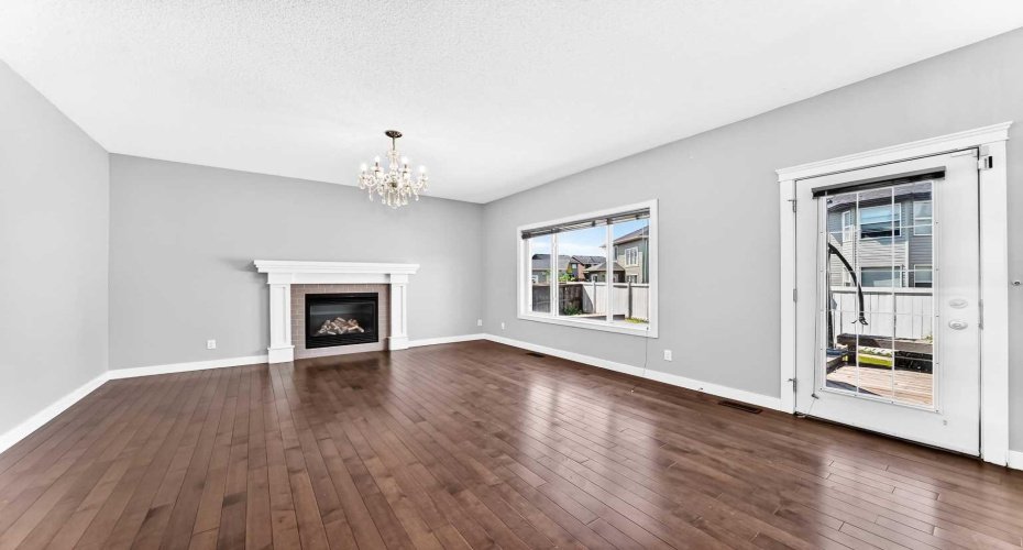 325 Evanspark Gardens, Calgary, Alberta T3P 0G6, 4 Bedroom Bedrooms, 0 ,4 BathroomBathrooms,Residential,For Sale,Evanspark,0,A2326636
