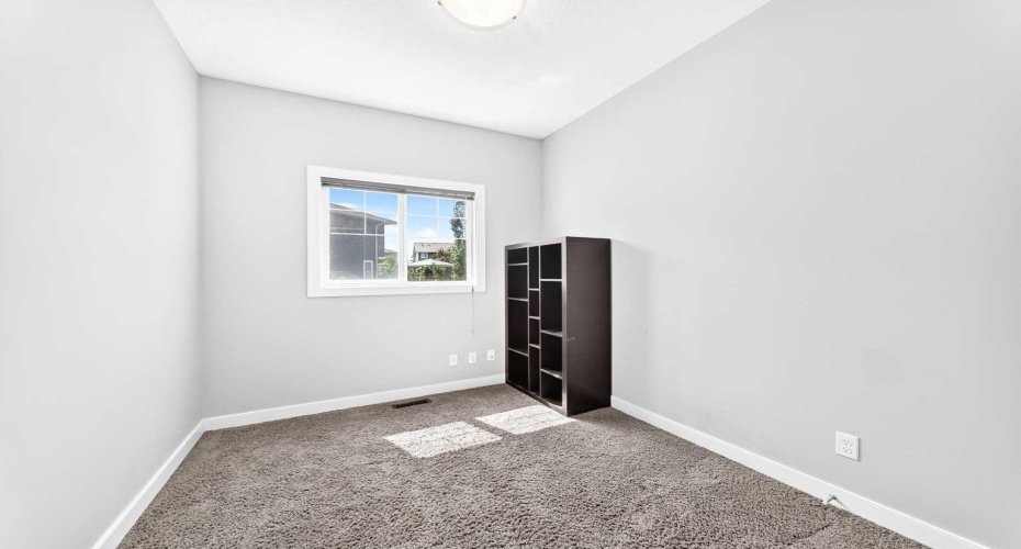 325 Evanspark Gardens, Calgary, Alberta T3P 0G6, 4 Bedroom Bedrooms, 0 ,4 BathroomBathrooms,Residential,For Sale,Evanspark,0,A2326636