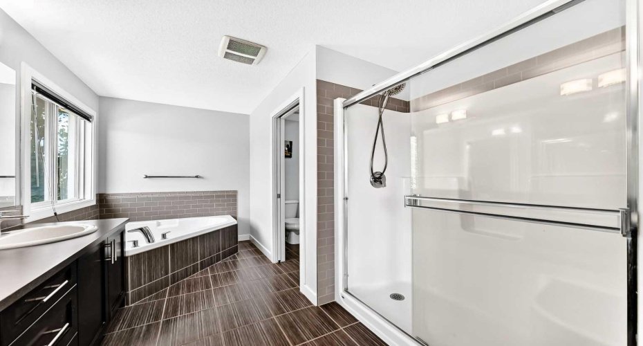325 Evanspark Gardens, Calgary, Alberta T3P 0G6, 4 Bedroom Bedrooms, 0 ,4 BathroomBathrooms,Residential,For Sale,Evanspark,0,A2326636