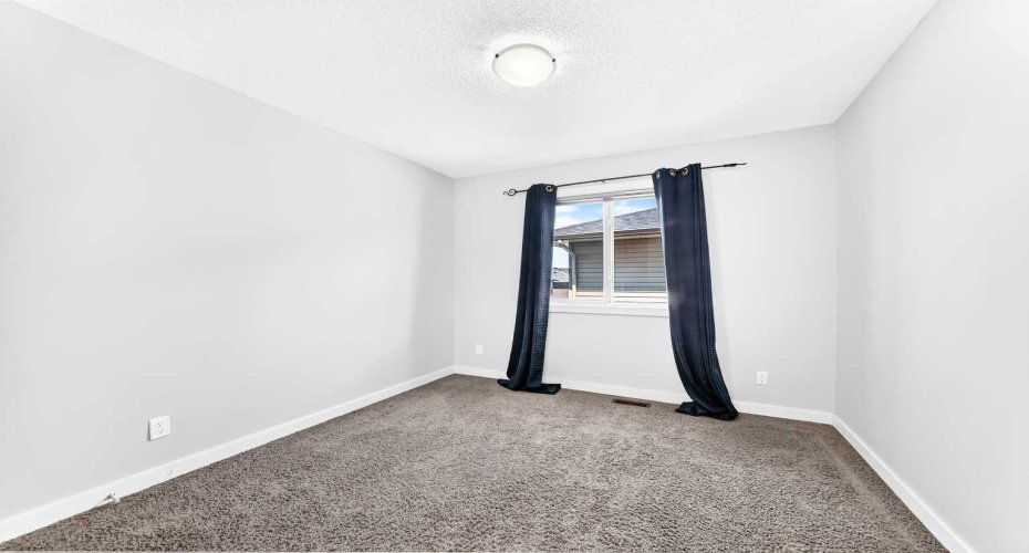 325 Evanspark Gardens, Calgary, Alberta T3P 0G6, 4 Bedroom Bedrooms, 0 ,4 BathroomBathrooms,Residential,For Sale,Evanspark,0,A2326636