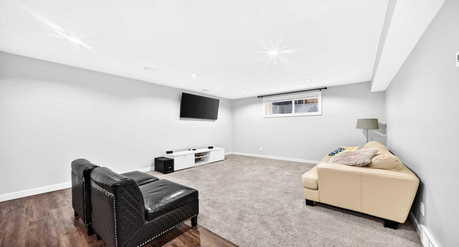 325 Evanspark Gardens, Calgary, Alberta T3P 0G6, 4 Bedroom Bedrooms, 0 ,4 BathroomBathrooms,Residential,For Sale,Evanspark,0,A2326636