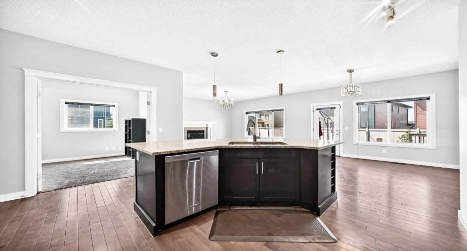 325 Evanspark Gardens, Calgary, Alberta T3P 0G6, 4 Bedroom Bedrooms, 0 ,4 BathroomBathrooms,Residential,For Sale,Evanspark,0,A2326636