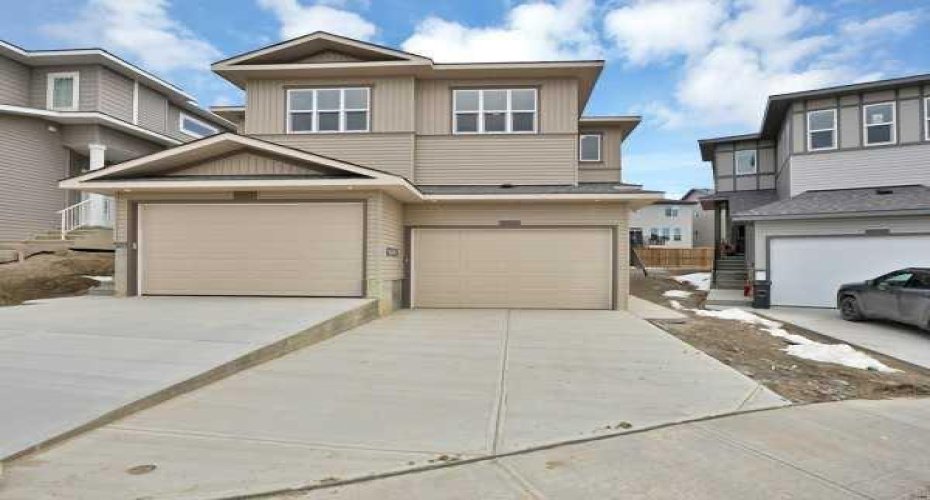86 heritage Circle, Cochrane, Alberta t4c3g9, 3 Bedrooms Bedrooms, ,3 BathroomsBathrooms,Residential,For Sale,heritage,A2328416