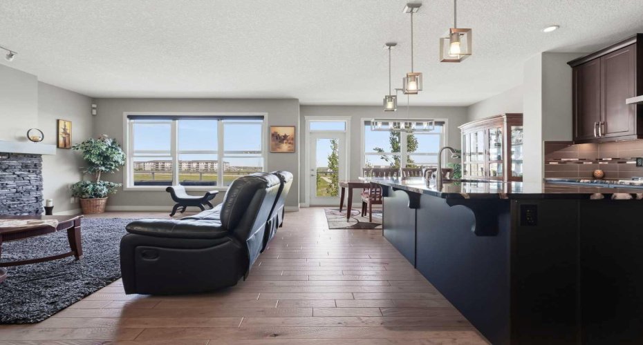 522 Sherwood Boulevard, Calgary, Alberta T3R 0Y6, 6 Bedroom Bedrooms, 0 ,4 BathroomBathrooms,Residential,For Sale,Sherwood,0,A2326802