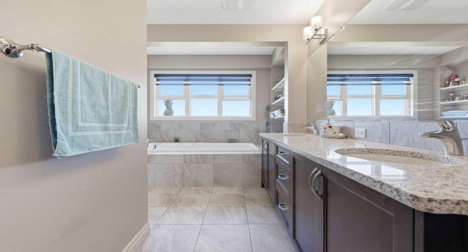 522 Sherwood Boulevard, Calgary, Alberta T3R 0Y6, 6 Bedroom Bedrooms, 0 ,4 BathroomBathrooms,Residential,For Sale,Sherwood,0,A2326802
