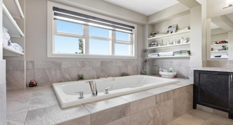522 Sherwood Boulevard, Calgary, Alberta T3R 0Y6, 6 Bedroom Bedrooms, 0 ,4 BathroomBathrooms,Residential,For Sale,Sherwood,0,A2326802