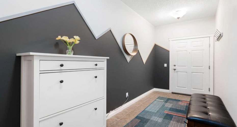 24 Hemlock Crescent, Calgary, Alberta T3C2Z1, 2 Bedroom Bedrooms, 0 ,2 BathroomBathrooms,Residential,For Sale,Hemlock,0,A2326839