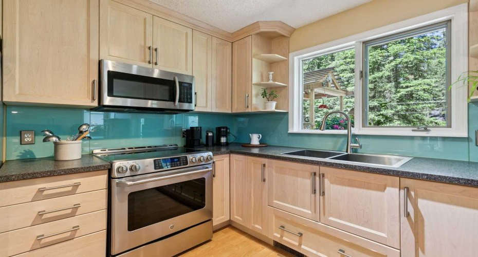 43 Bracken Road, Bragg Creek, Alberta T0L0K0, 3 Bedroom Bedrooms, 0 ,2 BathroomBathrooms,Residential,For Sale,Bracken,0,A2326840
