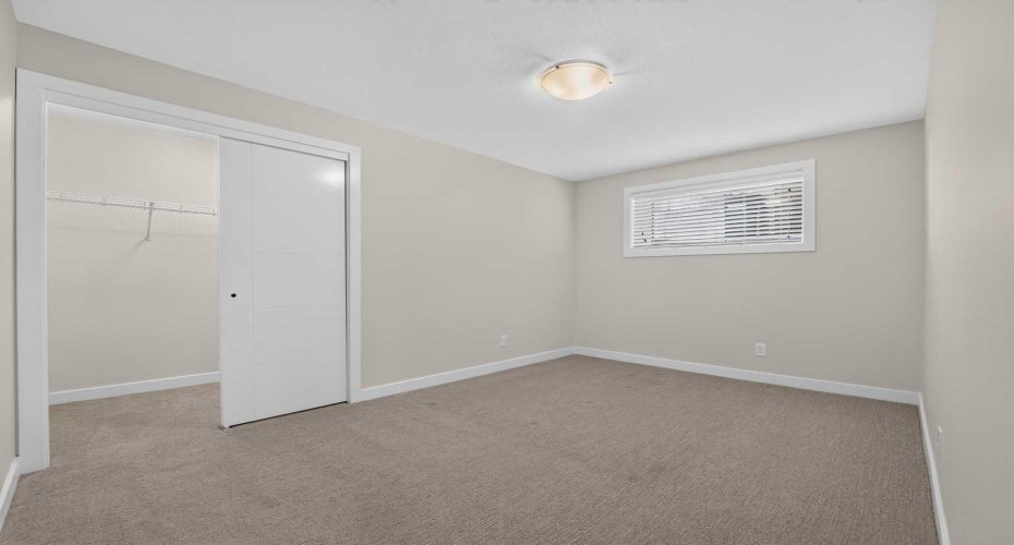 1039 Caledonia Place, Lethbridge, Alberta T1J 5W1, 5 Bedroom Bedrooms, 0 ,4 BathroomBathrooms,Residential,For Sale,Caledonia,0,A2326871