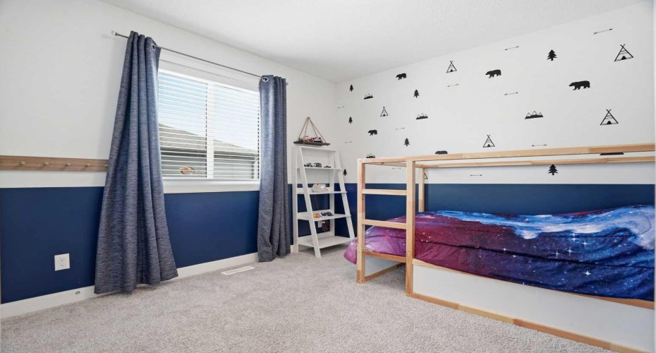 110 Drake Landing Gardens, Okotoks, Alberta T1S 0P9, 5 Bedrooms Bedrooms, ,3 BathroomsBathrooms,Residential,For Sale,Drake Landing,A2326941