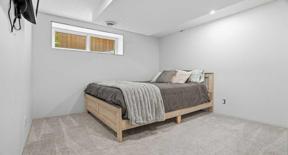 110 Drake Landing Gardens, Okotoks, Alberta T1S 0P9, 5 Bedrooms Bedrooms, ,3 BathroomsBathrooms,Residential,For Sale,Drake Landing,A2326941