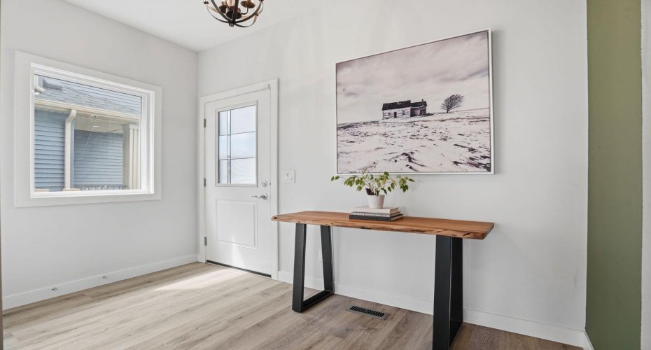 110 Drake Landing Gardens, Okotoks, Alberta T1S 0P9, 5 Bedrooms Bedrooms, ,3 BathroomsBathrooms,Residential,For Sale,Drake Landing,A2326941