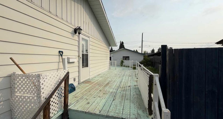 22 Athabasca Drive, Whitecourt, Alberta T7S 1H2, 4 Bedroom Bedrooms, 0 ,2 BathroomBathrooms,Residential,For Sale,Athabasca,0,A2326949