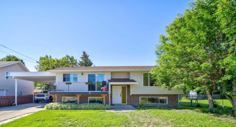 532 Indian Street, Pincher Creek, Alberta T0K 1W0, 2 Bedroom Bedrooms, 0 ,3 BathroomBathrooms,Residential,For Sale,Indian,0,A2326998