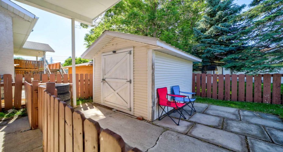 532 Indian Street, Pincher Creek, Alberta T0K 1W0, 2 Bedroom Bedrooms, 0 ,3 BathroomBathrooms,Residential,For Sale,Indian,0,A2326998