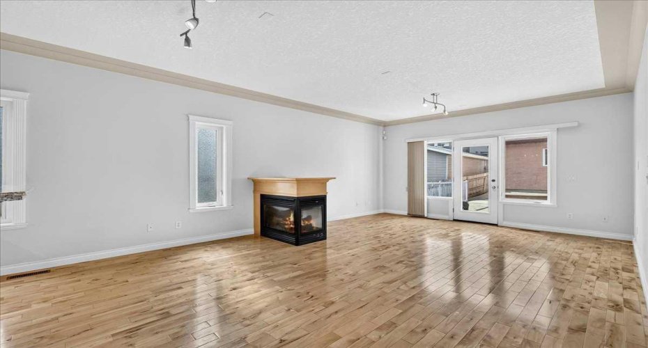 125 25 Avenue, Calgary, Alberta T2M 2A4, 4 Bedroom Bedrooms, 0 ,4 BathroomBathrooms,Residential,For Sale,25,0,A2327025