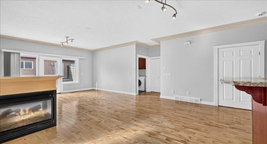 125 25 Avenue, Calgary, Alberta T2M 2A4, 4 Bedroom Bedrooms, 0 ,4 BathroomBathrooms,Residential,For Sale,25,0,A2327025