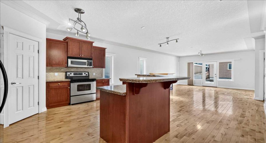 125 25 Avenue, Calgary, Alberta T2M 2A4, 4 Bedroom Bedrooms, 0 ,4 BathroomBathrooms,Residential,For Sale,25,0,A2327025