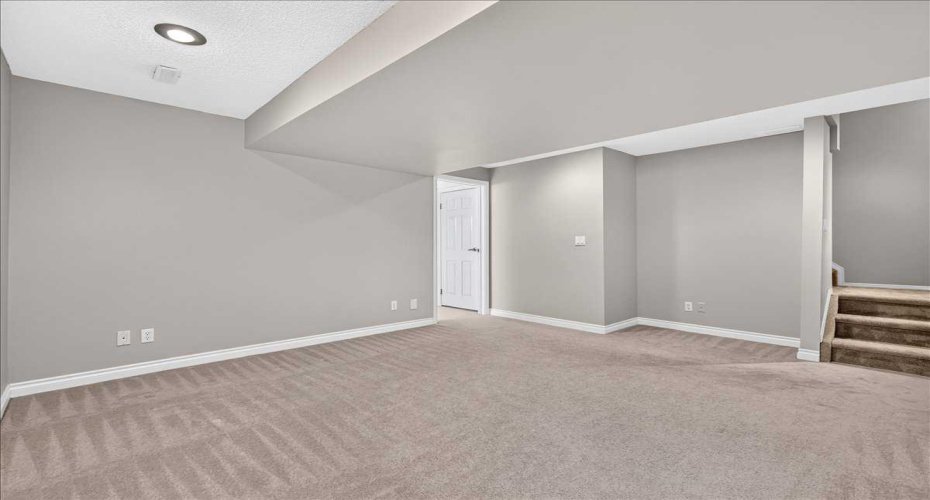 125 25 Avenue, Calgary, Alberta T2M 2A4, 4 Bedroom Bedrooms, 0 ,4 BathroomBathrooms,Residential,For Sale,25,0,A2327025