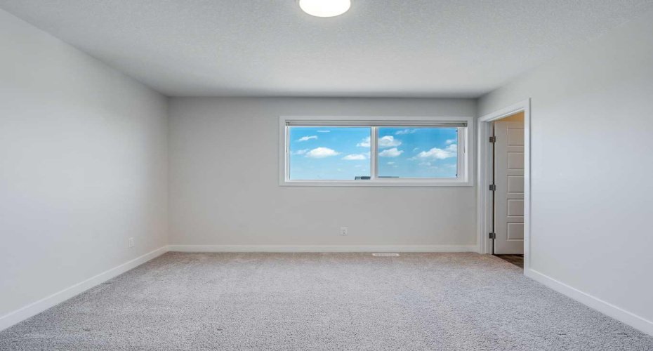 235 Aquila Way, Calgary, Alberta T3R 1Z9, 2 Bedroom Bedrooms, 0 ,3 BathroomBathrooms,Residential,For Sale,Aquila,0,A2327049