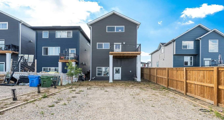235 Aquila Way, Calgary, Alberta T3R 1Z9, 2 Bedroom Bedrooms, 0 ,3 BathroomBathrooms,Residential,For Sale,Aquila,0,A2327049