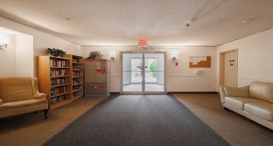 33 Arbour Grove Close, Calgary, Alberta T3G 4K2, 2 Bedroom Bedrooms, 0 ,1 BathroomBathrooms,Residential,For Sale,Arbour Grove,0,A2327073