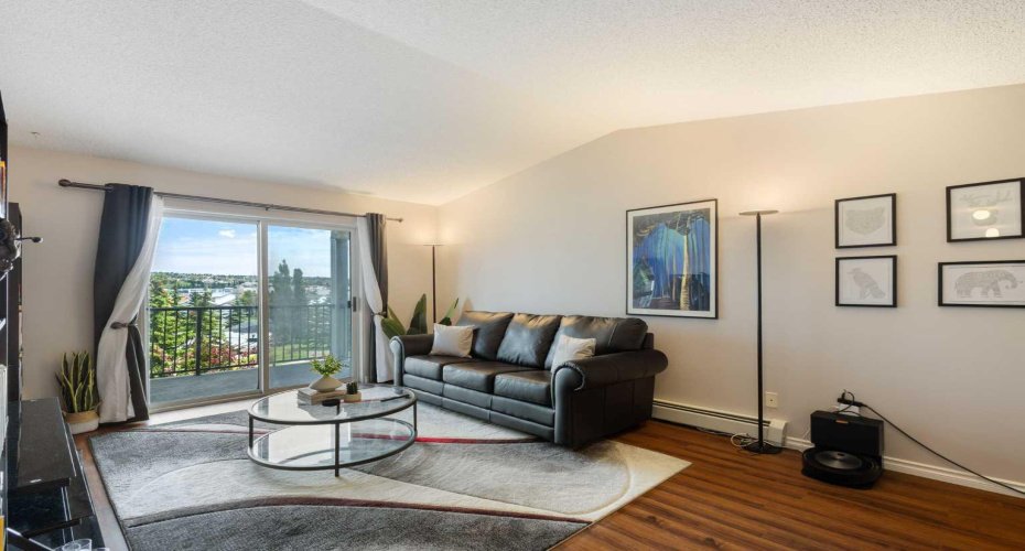 33 Arbour Grove Close, Calgary, Alberta T3G 4K2, 2 Bedroom Bedrooms, 0 ,1 BathroomBathrooms,Residential,For Sale,Arbour Grove,0,A2327073