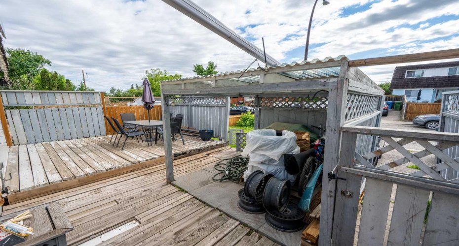 7627 24A Street, Calgary, Alberta T2C 0Z8, 3 Bedroom Bedrooms, 0 ,2 BathroomBathrooms,Residential,For Sale,24A,0,A2327127