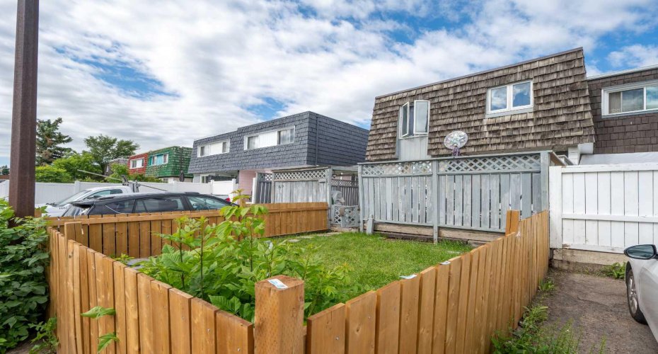 7627 24A Street, Calgary, Alberta T2C 0Z8, 3 Bedroom Bedrooms, 0 ,2 BathroomBathrooms,Residential,For Sale,24A,0,A2327127